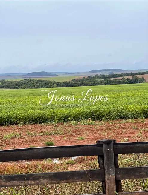 Foto 1 de Fazenda/Sítio com 3 Quartos à venda, 1034m² em Jardim Aclimação, Maringá