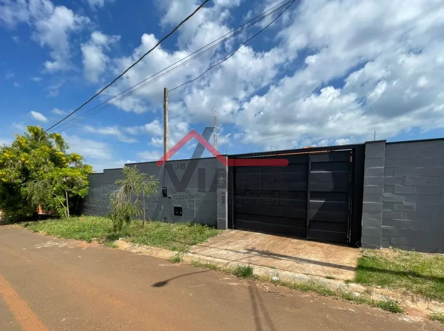 Foto 1 de Fazenda/Sítio com 3 Quartos à venda, 200m² em CARDEAL, Elias Fausto