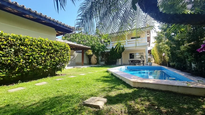 Foto 1 de Casa de Condomínio com 4 Quartos à venda, 350m² em Vilas do Atlantico, Lauro de Freitas