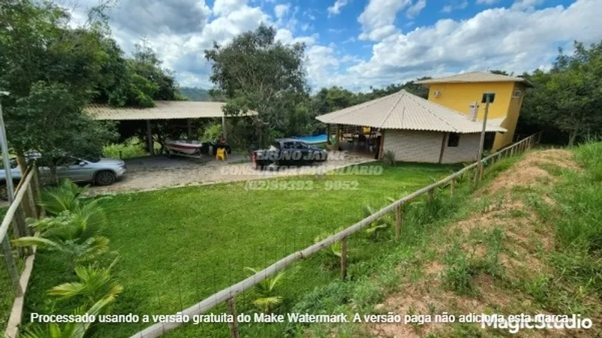 Foto 1 de Casa de Condomínio com 4 Quartos à venda, 300m² em Centro, Alexânia