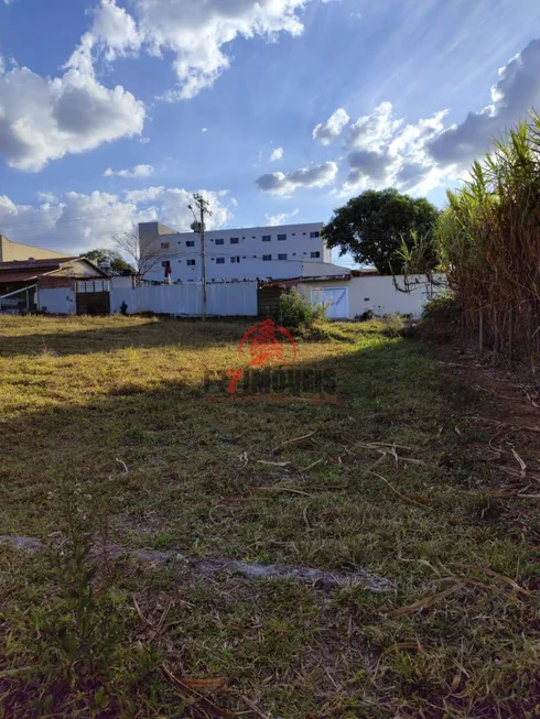 Foto 1 de Lote/Terreno à venda, 300m² em Jardim Balneário Meia Ponte, Goiânia