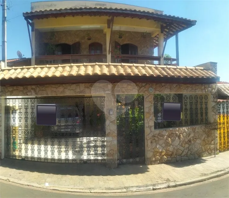 Foto 1 de Casa com 3 Quartos à venda, 240m² em Vila Pasti, Louveira