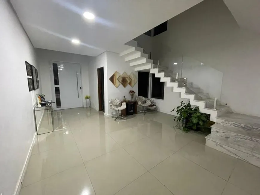 Foto 1 de Casa com 4 Quartos à venda, 283m² em Residencial Burle Marx, Santana de Parnaíba