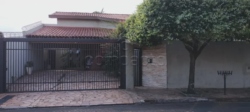 Foto 1 de Casa com 3 Quartos à venda, 295m² em Jardim Tarraf II, São José do Rio Preto