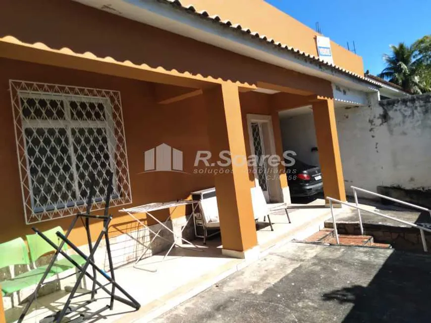 Foto 1 de Casa com 2 Quartos à venda, 115m² em  Vila Valqueire, Rio de Janeiro