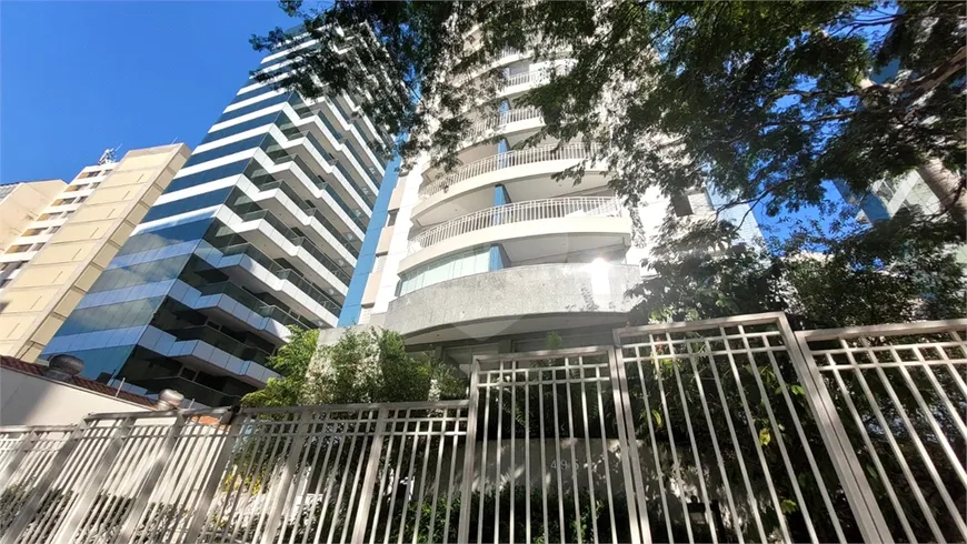 Foto 1 de Apartamento com 2 Quartos para alugar, 38m² em Bela Vista, São Paulo