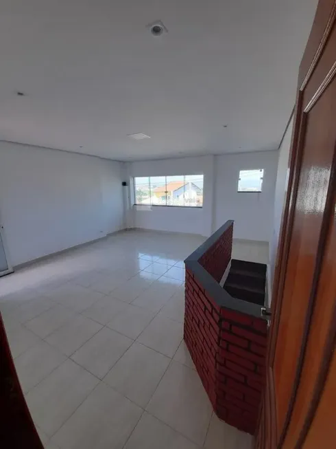 Foto 1 de Sobrado com 3 Quartos à venda, 210m² em Jardim Hipica Pinheiro, Taubaté