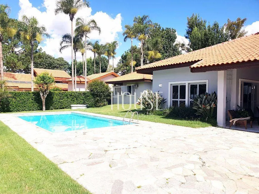 Foto 1 de Casa de Condomínio com 3 Quartos para venda ou aluguel, 550m² em Lago Azul, Aracoiaba da Serra