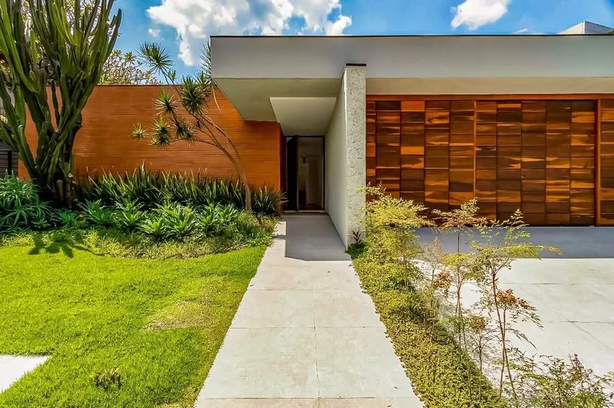 Foto 1 de Casa com 4 Quartos à venda, 807m² em Alto de Pinheiros, São Paulo