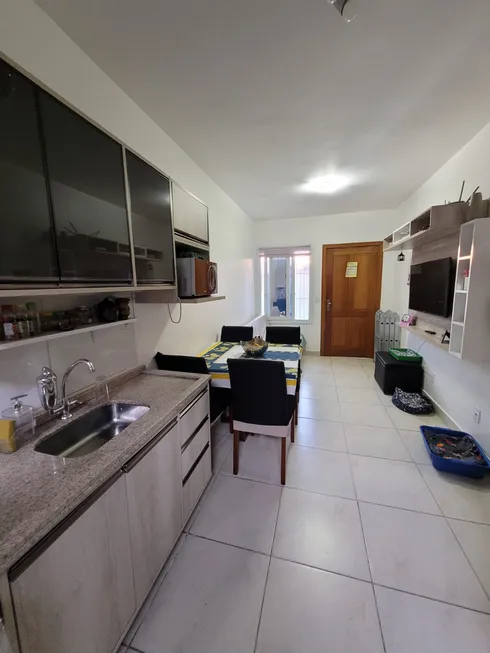 Foto 1 de Casa com 2 Quartos à venda, 44m² em Niterói, Canoas