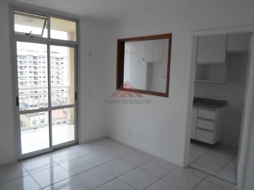 Foto 1 de Apartamento com 2 Quartos à venda, 56m² em Centro, Niterói