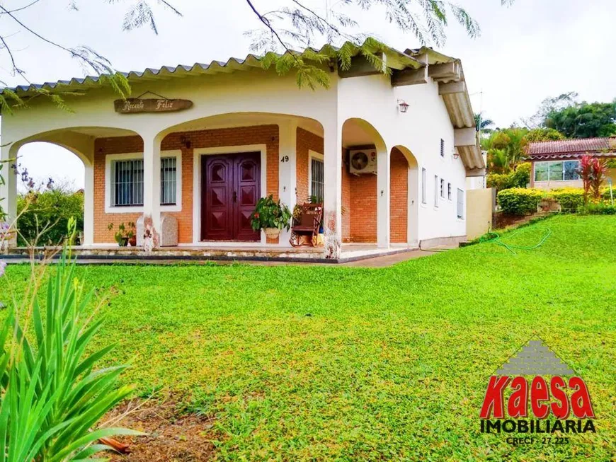 Foto 1 de Fazenda/Sítio com 3 Quartos à venda, 660m² em Bairro Canedos, Piracaia