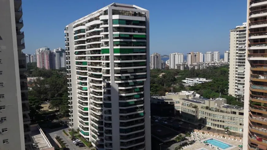 Foto 1 de Apartamento com 2 Quartos à venda, 95m² em Barra da Tijuca, Rio de Janeiro