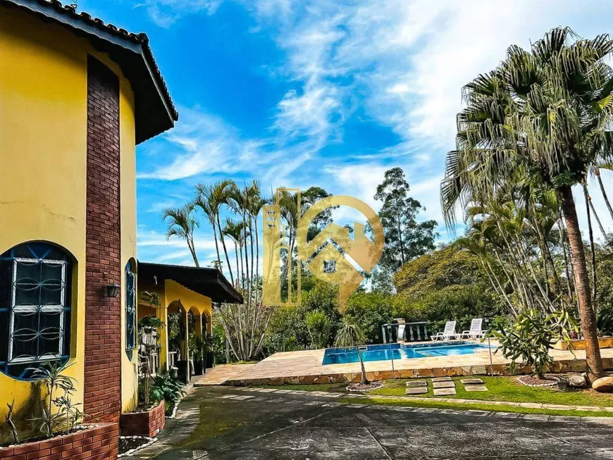 Foto 1 de Fazenda/Sítio com 3 Quartos à venda, 305m² em Condomínio Lagoinha, Jacareí