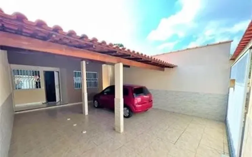 Foto 1 de Casa com 2 Quartos à venda, 56m² em Residencial Centro da Serra, Serra