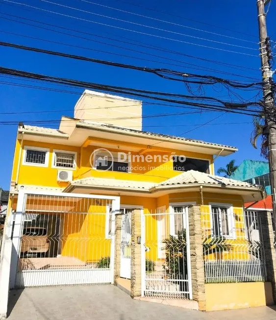 Foto 1 de Casa com 3 Quartos à venda, 220m² em Monte Verde, Florianópolis