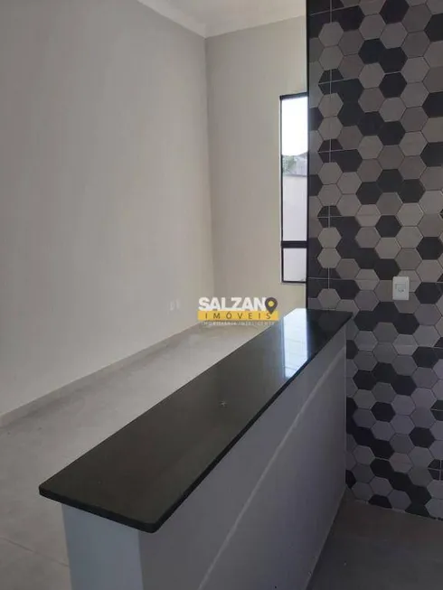 Foto 1 de Casa com 2 Quartos à venda, 68m² em Jardim Hipica Pinheiro, Taubaté