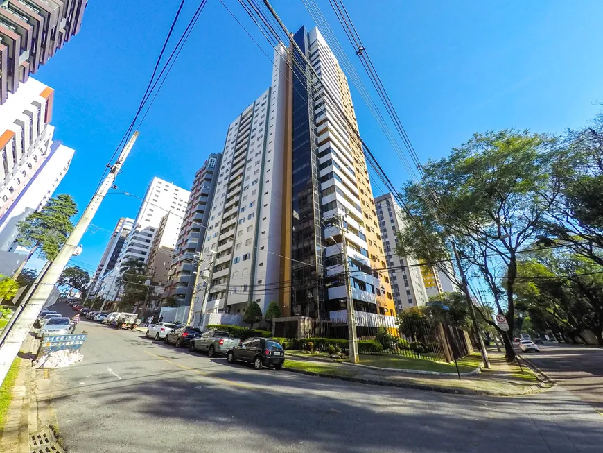 Foto 1 de Apartamento com 4 Quartos à venda, 210m² em Bigorrilho, Curitiba