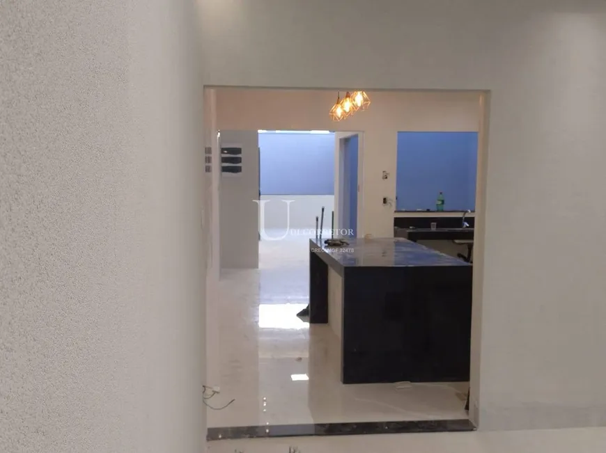 Foto 1 de Casa com 3 Quartos à venda, 170m² em Laranjeiras, Uberlândia