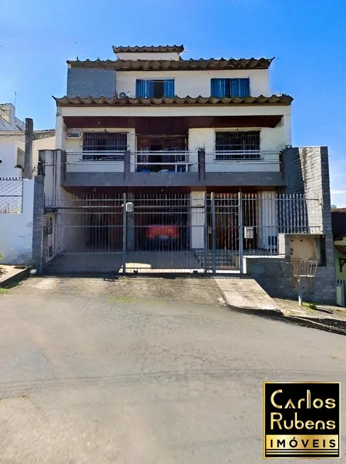 Foto 1 de Casa com 9 Quartos à venda, 450m² em Lourdes, Vitória