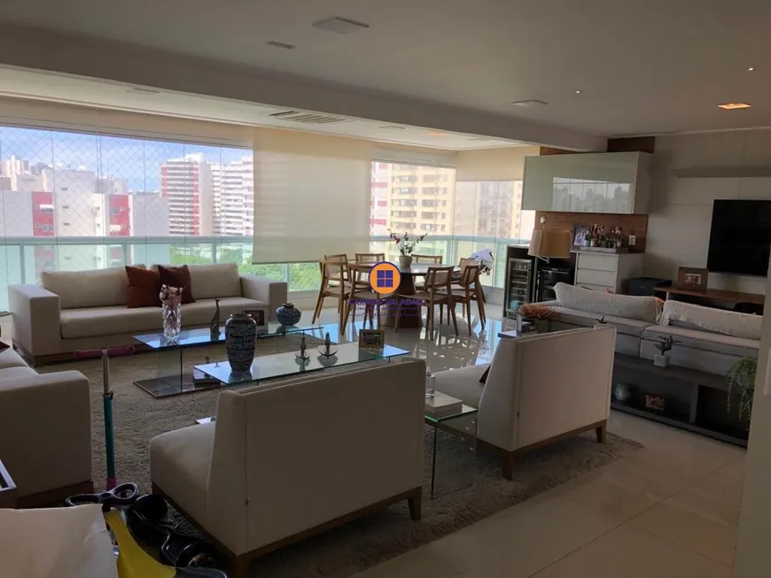 Foto 1 de Apartamento com 3 Quartos à venda, 188m² em Itaigara, Salvador