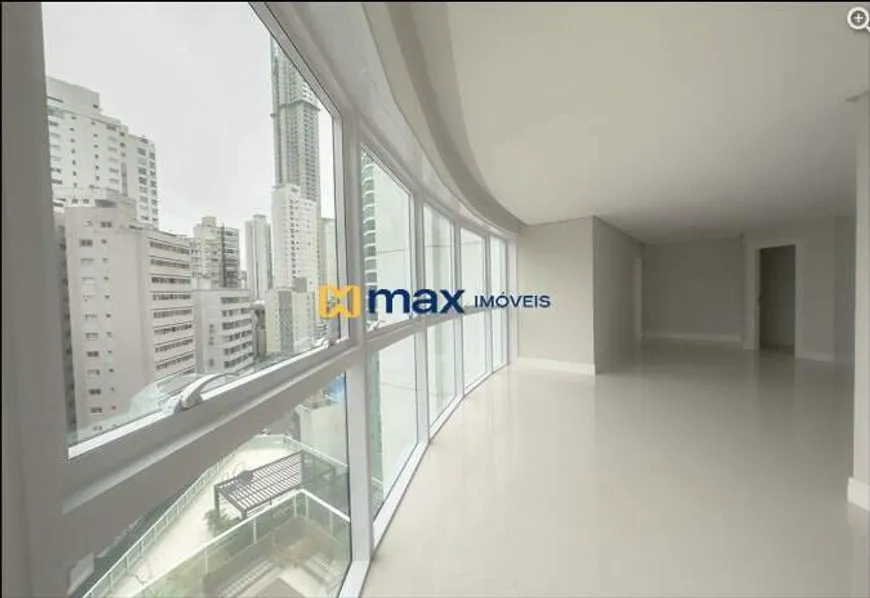 Foto 1 de Apartamento com 3 Quartos à venda, 139m² em Centro, Balneário Camboriú