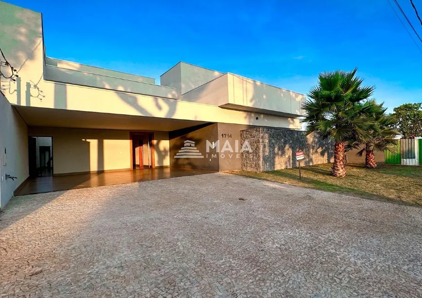 Foto 1 de Casa de Condomínio com 4 Quartos à venda, 260m² em Residencial Mário de Almeida Franco, Uberaba