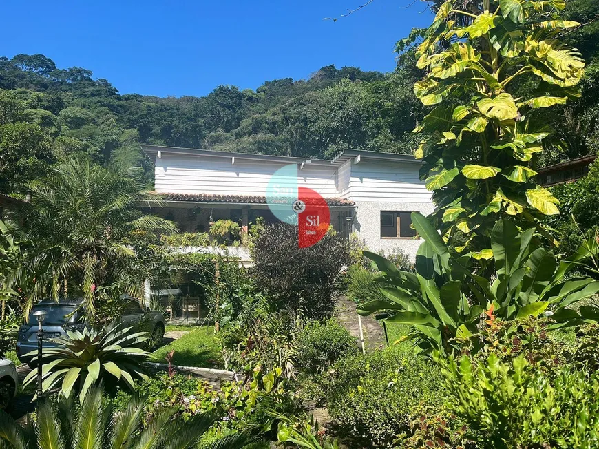 Foto 1 de Casa de Condomínio com 4 Quartos à venda, 320m² em Várzea Alegre, Guapimirim