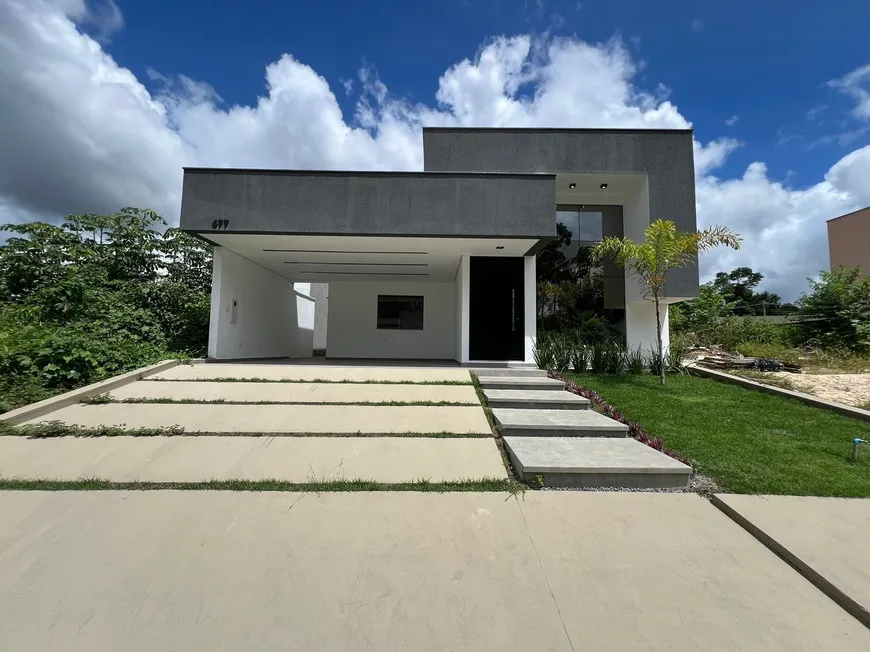 Foto 1 de Casa de Condomínio com 4 Quartos à venda, 220m² em Ponta Negra, Manaus