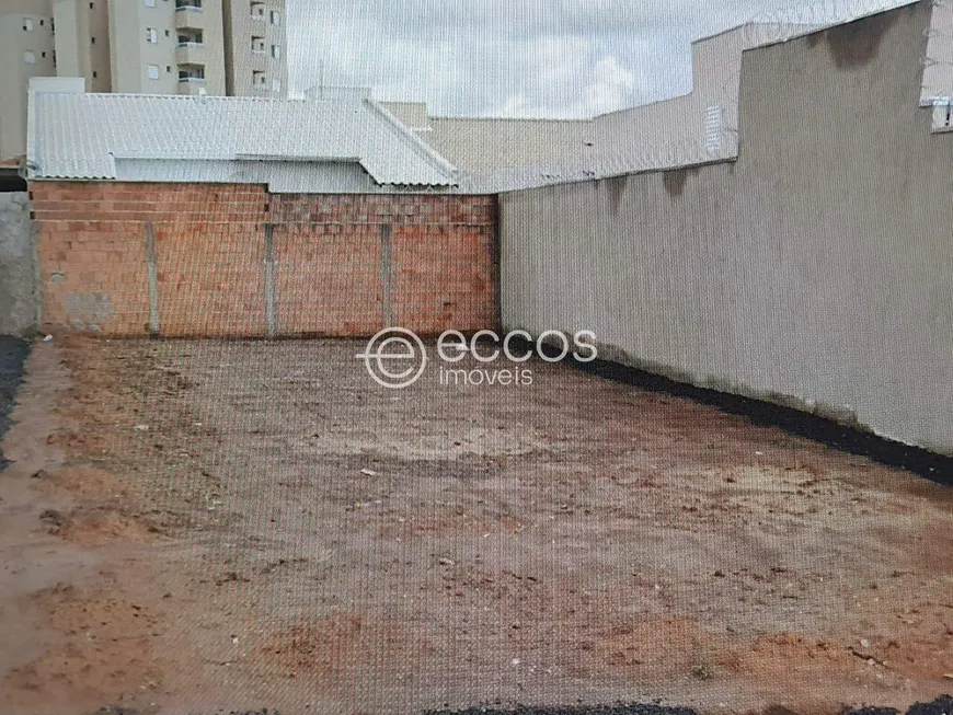 Foto 1 de Lote/Terreno à venda, 250m² em Jardim Europa, Uberlândia