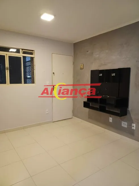 Foto 1 de Apartamento com 2 Quartos à venda, 46m² em Jardim Santo Expedito, Guarulhos