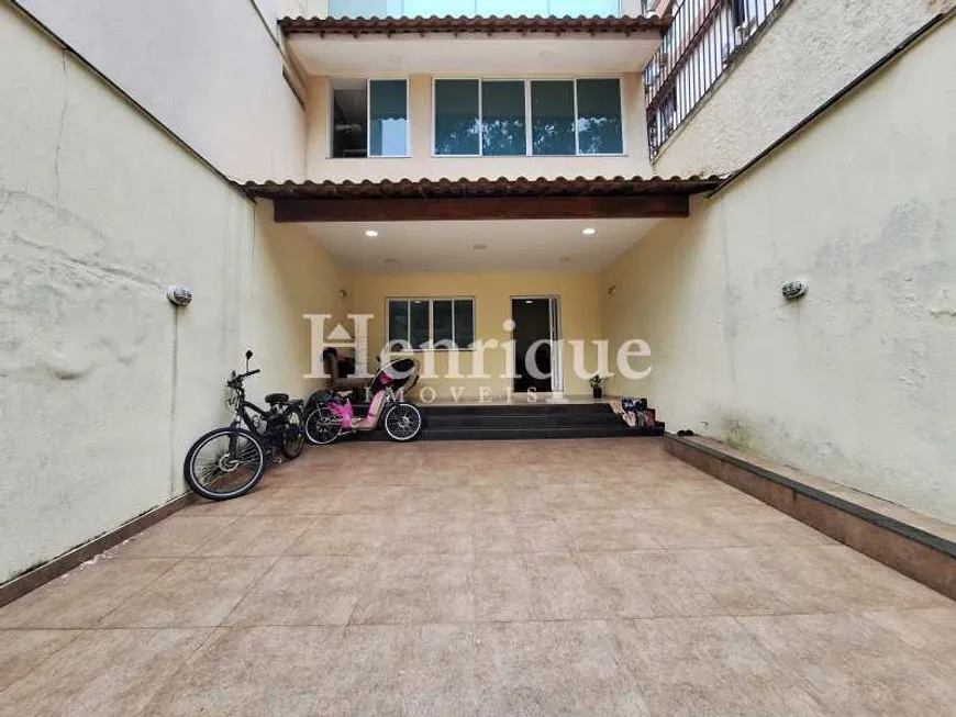 Foto 1 de Casa com 4 Quartos para alugar, 228m² em Laranjeiras, Rio de Janeiro