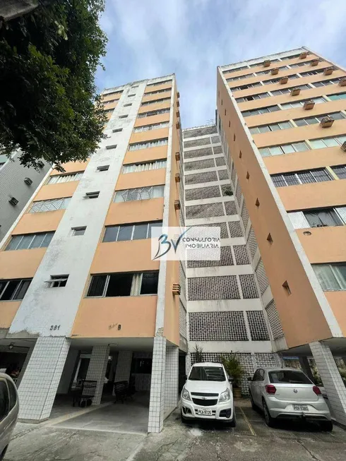 Foto 1 de Apartamento com 3 Quartos à venda, 110m² em Paissandu, Recife