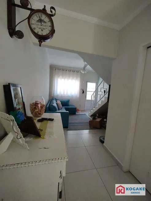 Foto 1 de Casa de Condomínio com 2 Quartos à venda, 58m² em Jardim Santa Marina, Jacareí