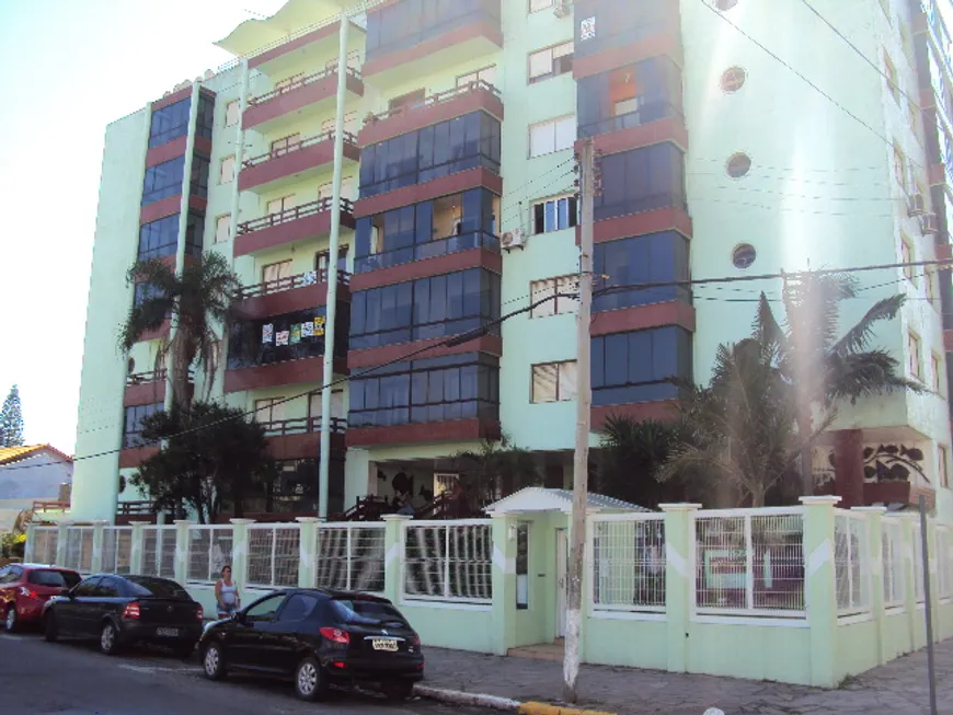 Foto 1 de Apartamento com 1 Quarto para alugar, 50m² em Centro, Tramandaí