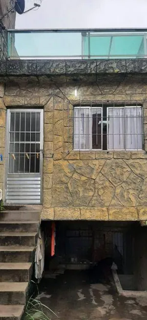 Foto 1 de Sobrado com 2 Quartos à venda, 232m² em Jardim Lisboa, São Paulo