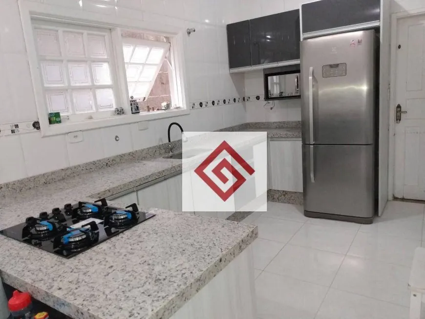 Foto 1 de Sobrado com 5 Quartos à venda, 270m² em Jardim Luso, Ribeirão Pires