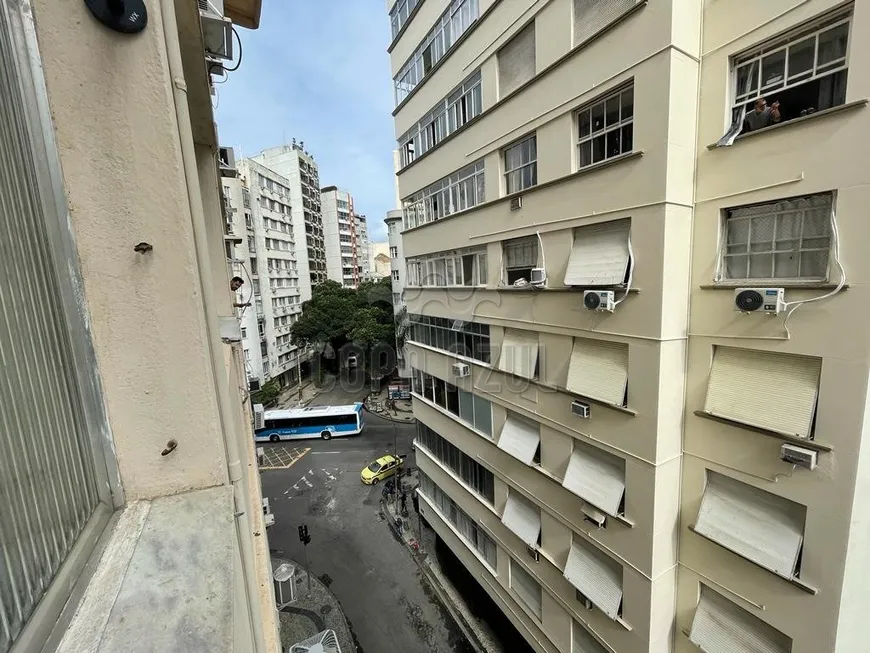 Foto 1 de Kitnet com 1 Quarto à venda, 30m² em Copacabana, Rio de Janeiro