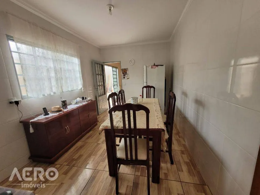 Foto 1 de Casa com 2 Quartos à venda, 69m² em Parque Jardim Europa, Bauru