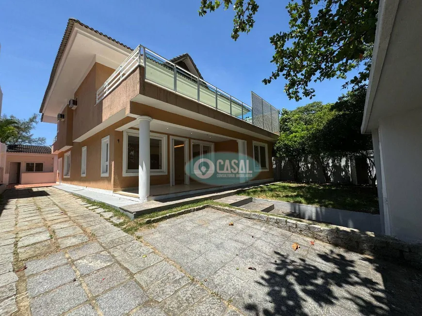 Foto 1 de Casa com 5 Quartos à venda, 357m² em Itacoatiara, Niterói