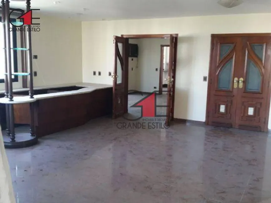 Foto 1 de Apartamento com 4 Quartos para venda ou aluguel, 500m² em Embaré, Santos