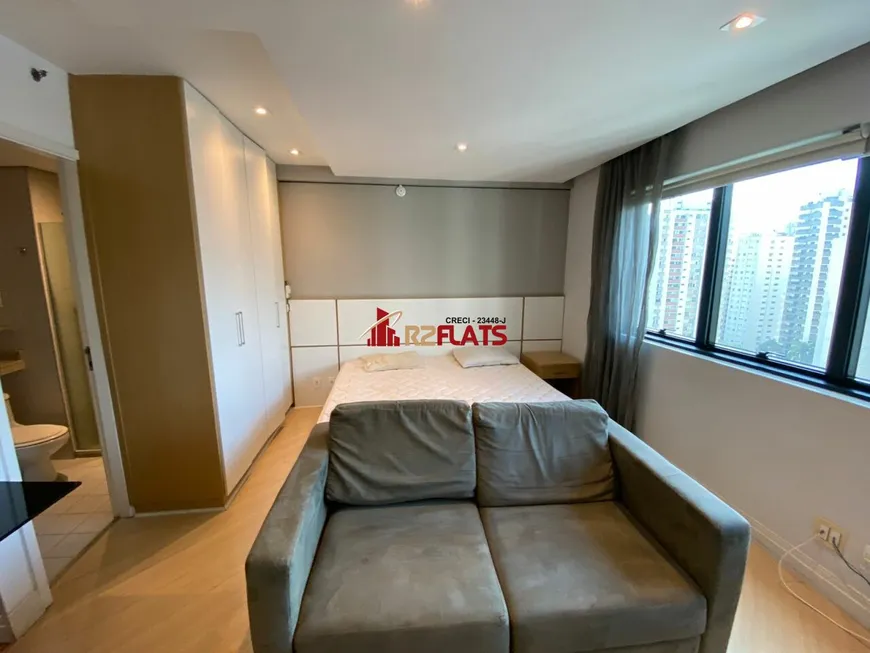 Foto 1 de Flat com 1 Quarto para alugar, 28m² em Moema, São Paulo