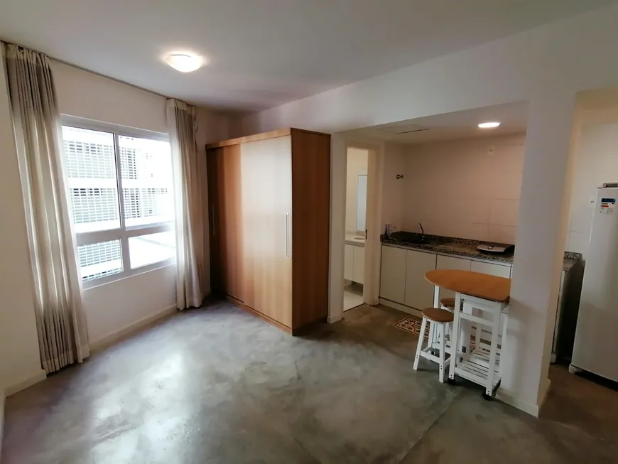Foto 1 de Apartamento com 1 Quarto para alugar, 29m² em Bela Vista, São Paulo