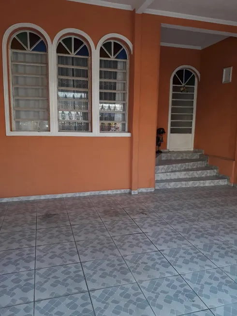 Foto 1 de Sobrado com 3 Quartos à venda, 180m² em Jardim Pinhal, Guarulhos