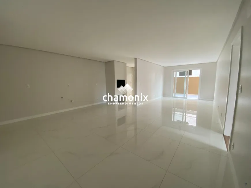 Foto 1 de Apartamento com 3 Quartos à venda, 146m² em Centro, Flores da Cunha