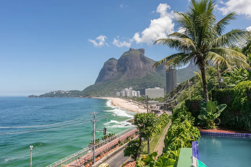 Foto 1 de Casa com 4 Quartos à venda, 380m² em Vidigal, Rio de Janeiro