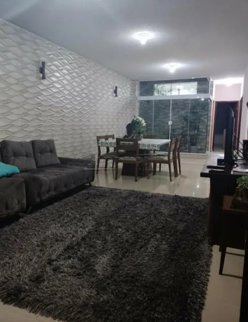 Foto 1 de Casa com 3 Quartos à venda, 180m² em Jardim das Torres, São Carlos