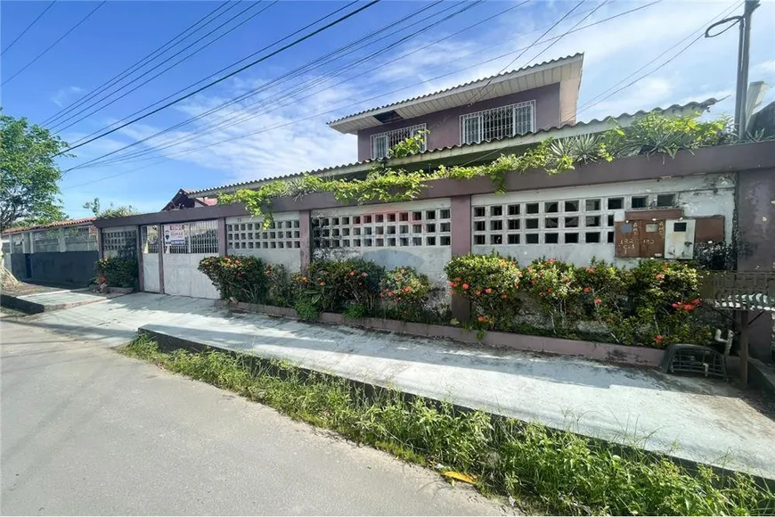 Foto 1 de Casa com 4 Quartos à venda, 273m² em Planalto, Manaus