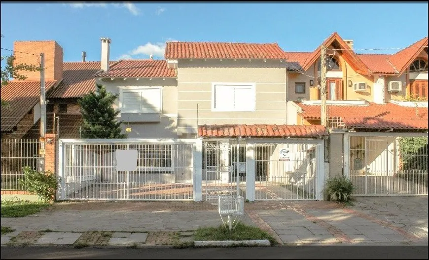 Foto 1 de Casa com 4 Quartos à venda, 348m² em Tristeza, Porto Alegre