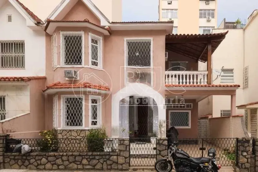 Foto 1 de Casa de Condomínio com 5 Quartos à venda, 160m² em Tijuca, Rio de Janeiro